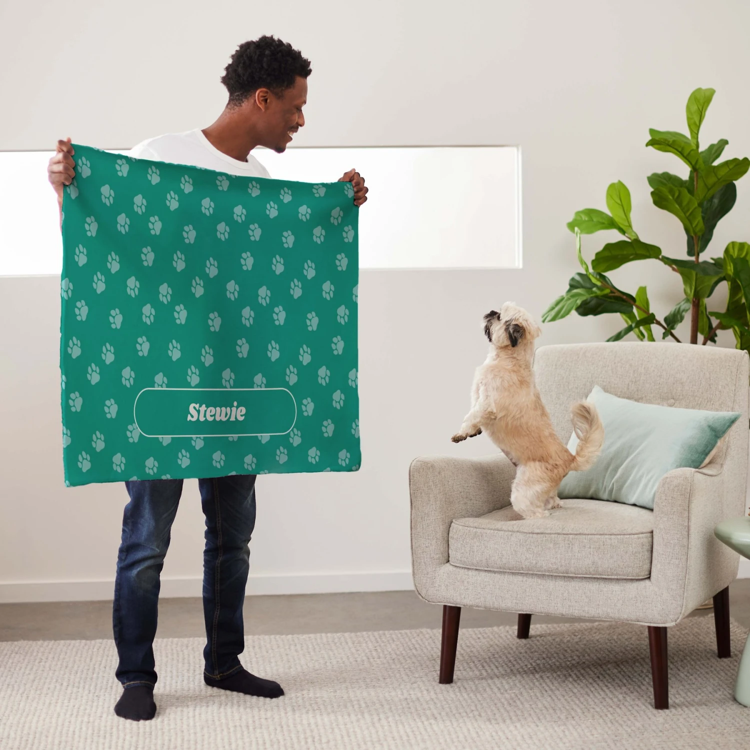 Frisco Personalized Paws Soft Fleece Cat & Dog Blanket, 30" X 40" 6 Frisco Personalized Paws Soft Fleece Cat & Dog Blanket, 30" X 40" - Image 6